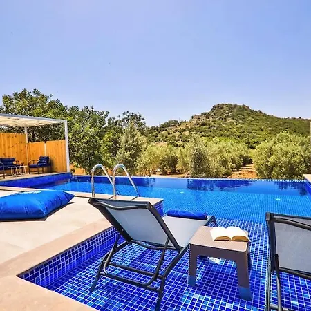 Yagmur Queen / Kalkan